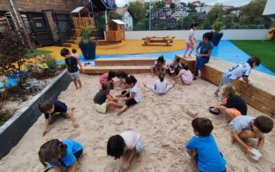 Múltiples usos y elementos naturales en los nuevos patios de Infantil